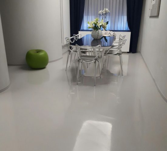 ErreLab_Resina_Level_SF_Lux_Sala_da_Pranzo_bianco